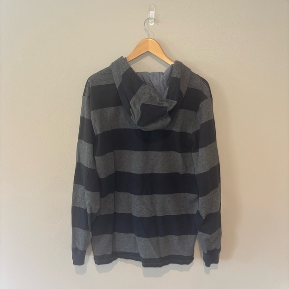 L.L. BEAN Men’s Long Sleeved Hooded‎ Black & Grey Striped Shirt w/ Buttons Large - Picture 10 of 11